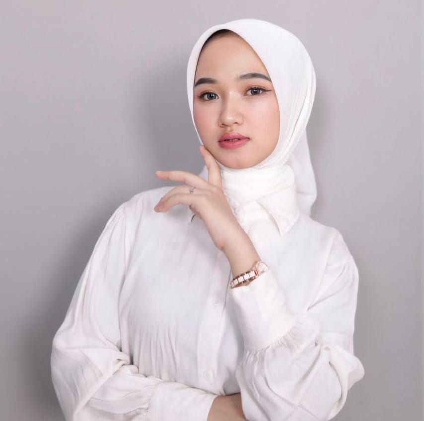 LISA ANGGRAINI